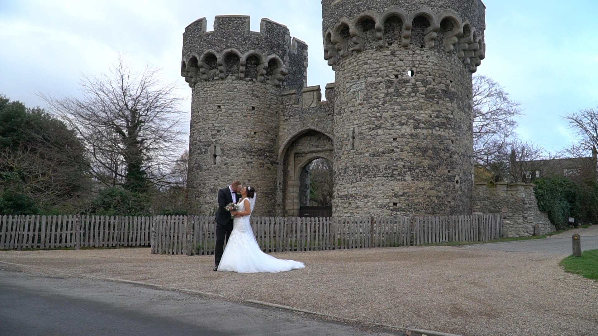Read more about the article Cooling Castle Wedding Videography